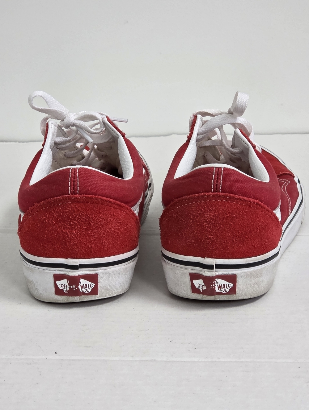 Vans Old School Men's Size 9 Red and White Suede/Canvas Sneakers - Picture 4 of 7